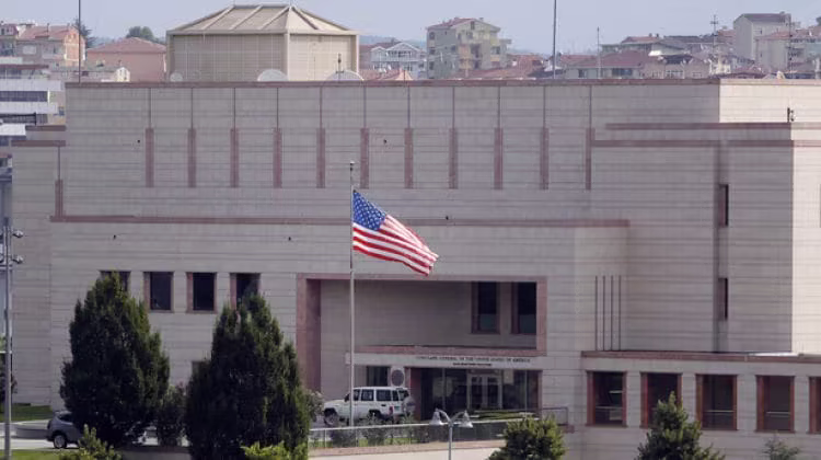 ABD’nin İstanbul Başkonsolosluğu İnternet sitesinden yayınladığı açıklamayla vatandaşlarını olası terör