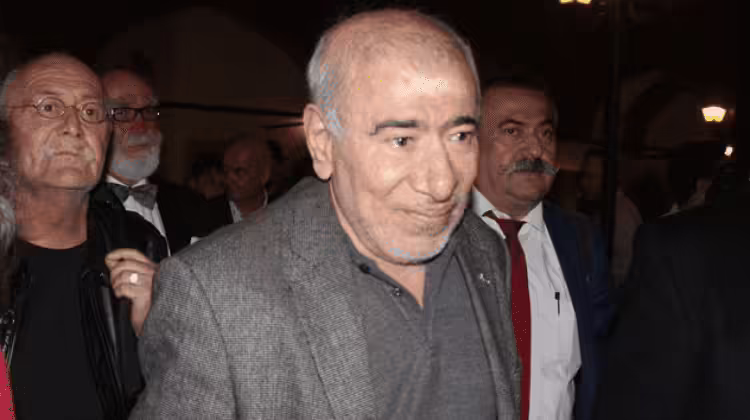 Aydın’da çekimleri devam eden ’Trendeki Yolcu’ filminin oyuncularından İlyas Salman,