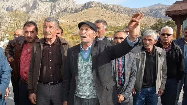 Niğde’nin Çamardı İlçesi’ne bağlı Yelatan Köyü’nde yaşanan su sıkıntısına köylüler