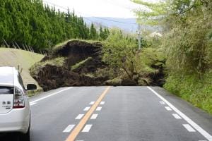 TSUNAMİ ALARMI VERİLDİ Avrupa yakası escort Ataşehir escort Ataköy escort