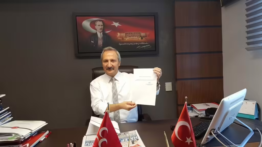 MHP Antalya Milletvekil Ahmet Selim YURDAKUL Facebook sayfasından yardımcı sağlık