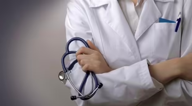 İhraç edilen sağlık personelleri özelde çalışabilirler mi? Sağlık Bakanlığı tarafından