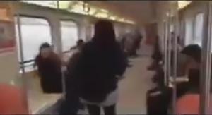 Bugünlerde kahvelerde, üniversitelerde, eğlence mekanlarında, toplu taşıma yerlerinde bazı kişilerin