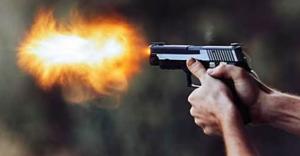 Bugün Erbaa çarşı merkezinde alışverişten dönerken kafasına yorgun mermi isabet