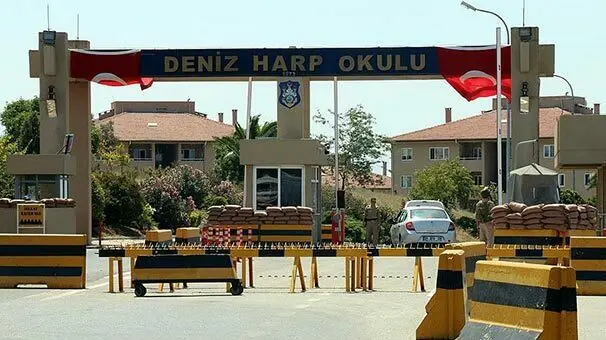 Sahil Güvenlik Komutanlığı bir duyuru yayımlayarak nam ve hesabına okutulmak