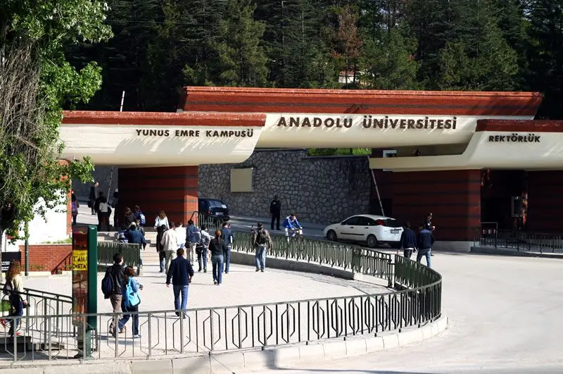 Anadolu Üniversitesi 27 Sözleşmeli Personel Alacak Başvurular: 8 Mart –
