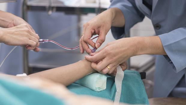 Türk Nefroloji Derneğinin rakamlarına göre günde 26 son dönem böbrek