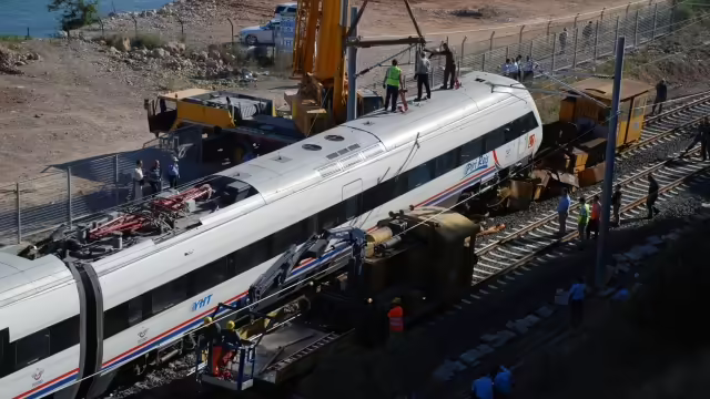 TCDD İŞLETMESİ GENEL MÜDÜRLÜĞÜNÜN İŞYERLERİNE BELİRSİZ SÜRELİ (DAİMİ) İŞ SÖZLEŞMESİ