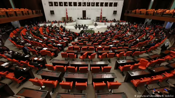Son dönemde Türkiye'de dikkat çeken iki önemli yasal düzenleme olan
