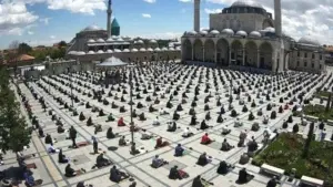 Koronavirüs tedbirleri kapsamında yılbaşında uygulanacak 4 günlük sokağa çıkma kısıtlamasında,