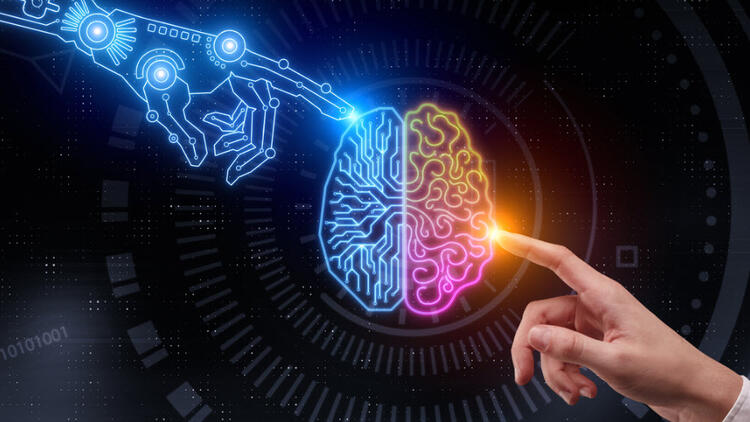 Yapay Zeka ve Teknoloji Derneği (YZTD) Başkanı Esen Girit Tümer,