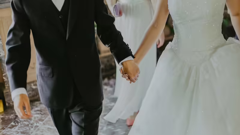 Ünlü çift geçtiğimiz hafta sonu evlendi.